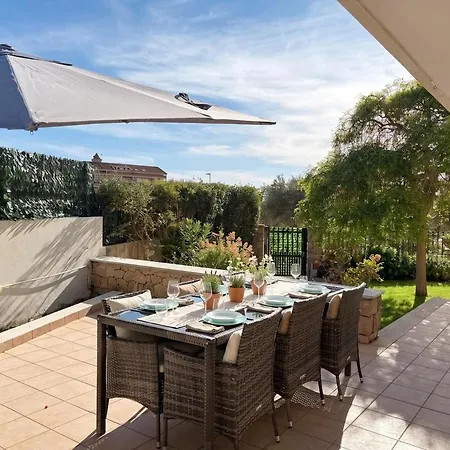 Vila Garden Spacious With A Private Garden In The Heart Of Alghero