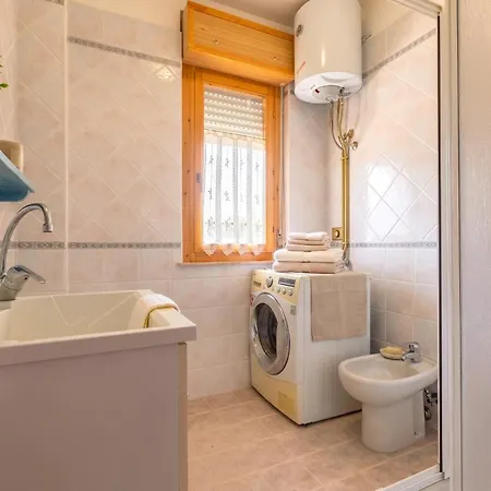 Villa Garden Spacious With A Private Garden In The Heart Of Alghero