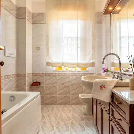 Garden Spacious With A Private Garden In The Heart Of * Alghero