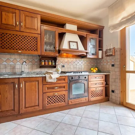 Garden Spacious With A Private Garden In The Heart Of *